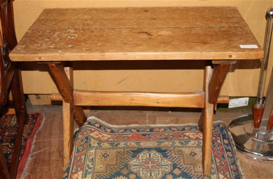 Pine x - frame table